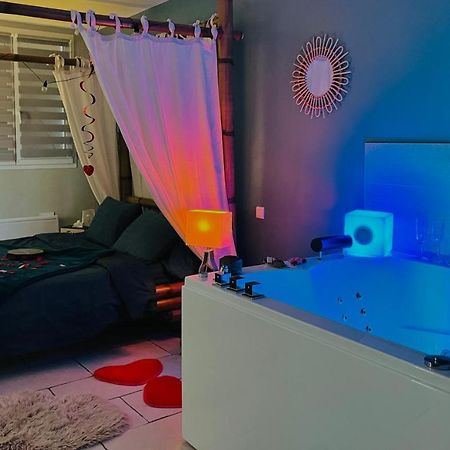 Appartement Jacuzzi 4 Etoiles Beaute - Mbroom Var 阿尔让河畔皮热 外观 照片