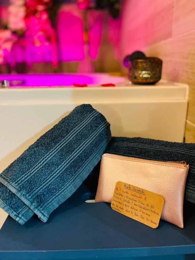 Appartement Jacuzzi 4 Etoiles Beaute - Mbroom Var 阿尔让河畔皮热 外观 照片