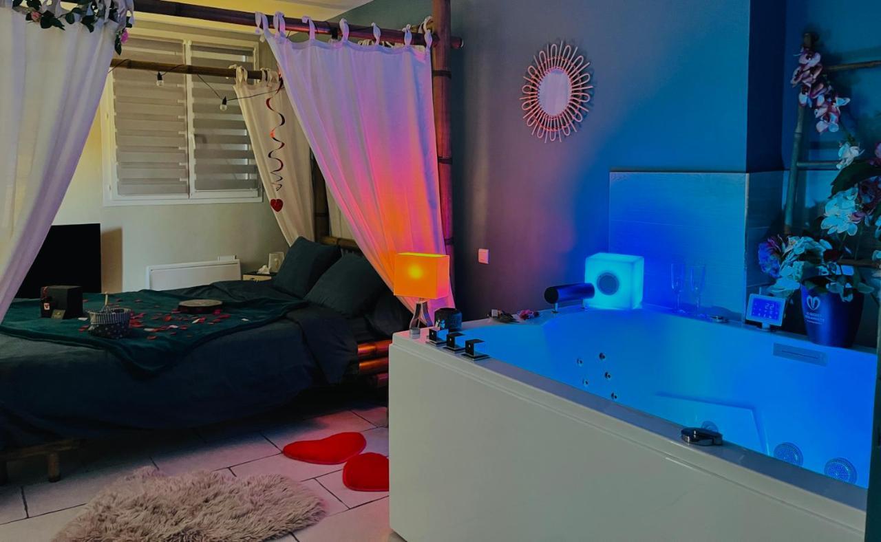 Appartement Jacuzzi 4 Etoiles Beaute - Mbroom Var 阿尔让河畔皮热 外观 照片