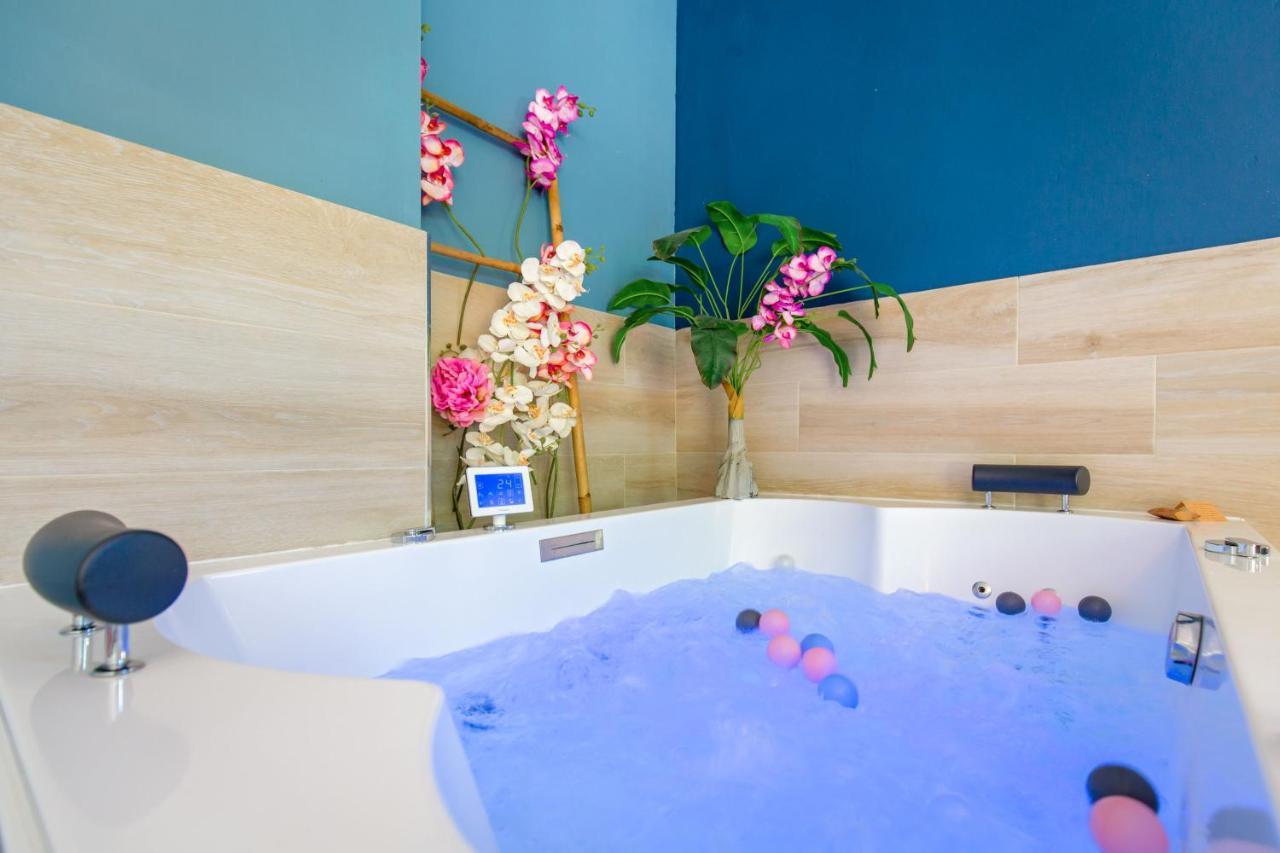 Appartement Jacuzzi 4 Etoiles Beaute - Mbroom Var 阿尔让河畔皮热 外观 照片